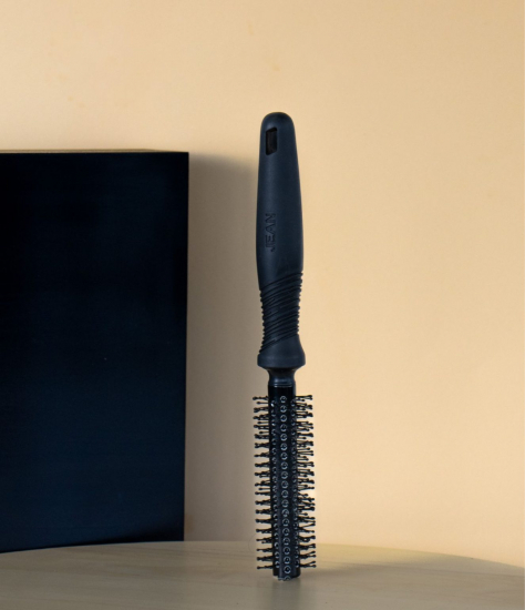 JEAN BY OLIVIA GARDEN BROSSE RONDE NYLON D15